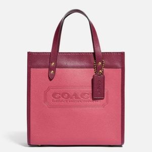 NWT COACH tote